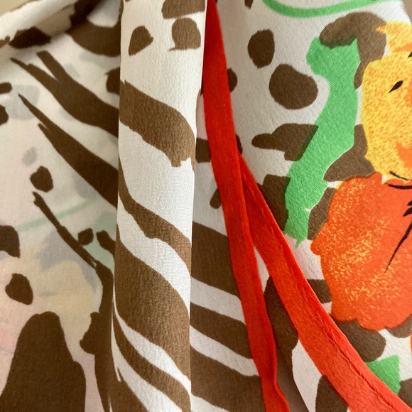 BILL BLASS colourful vintage silk scarf - Picture 9 of 10